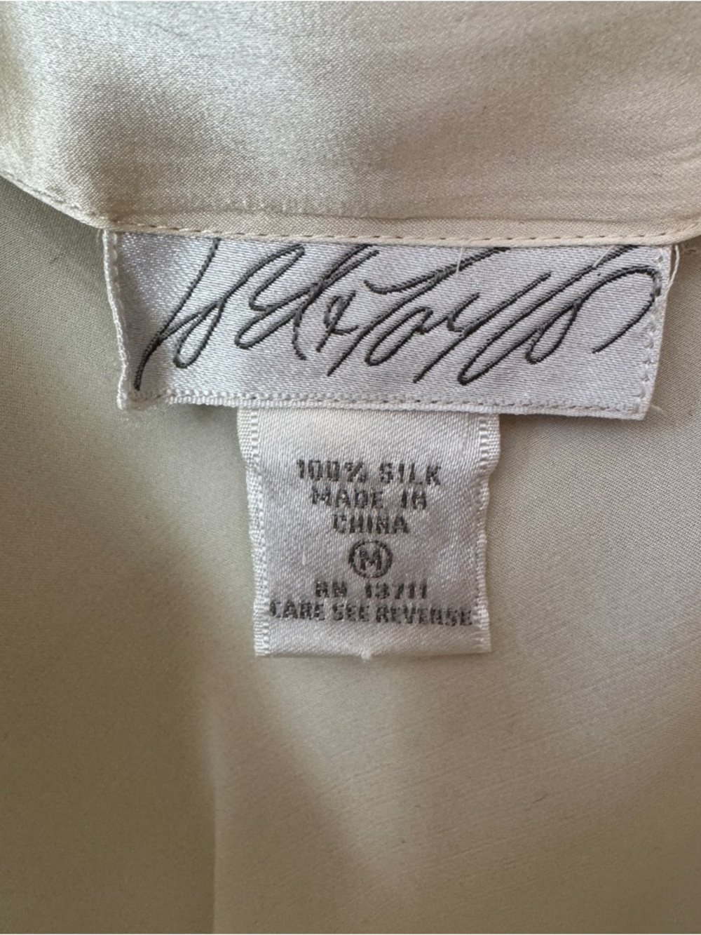 Lord & Taylor 100% Silk Camisole Top Ivory Champagne Satin Charmeuse Medium - Picture 3 of 3